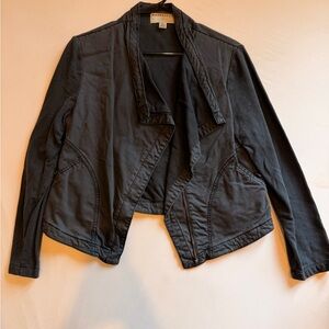 Elegant Black Women's Blazer by [Brand]
